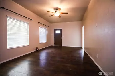 912 Ramer Avenue, Hoquiam, WA 98550 - Photo 4