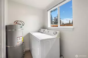 420 107th Pl SW, Everett, WA 98204 - Photo 8