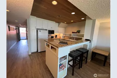 100 Lake Chelan Shores Drive #15-8F, Chelan, WA 98816 - Photo 4