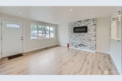 1409 Union Avenue NE, Renton, WA 98059 - Photo 6