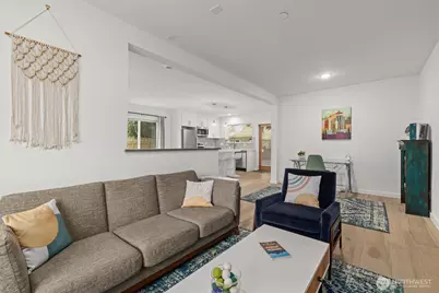 7344 23rd Avenue NW #B, Seattle, WA 98117 - Photo 10