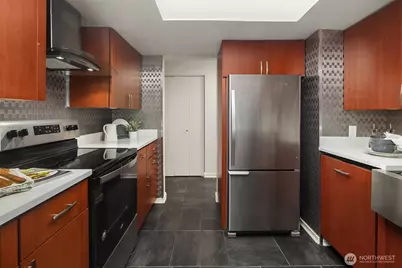 17417 Ashworth Avenue N #203, Shoreline, WA 98133 - Photo 10