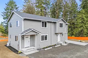 3111 3113 E Camellia Way, Port Orchard, WA 98366 - Photo 1