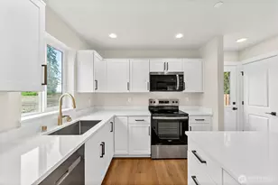 3111 3113 E Camellia Way, Port Orchard, WA 98366 - Photo 8