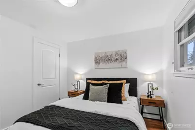 13054 30th Avenue NE, Seattle, WA 98125 - Photo 18