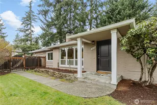 13054 30th Ave NE, Seattle, WA 98125 - Photo 2