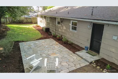 13054 30th Avenue NE, Seattle, WA 98125 - Photo 22