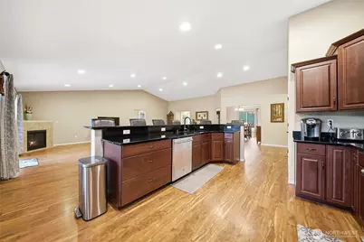 946 Paine Road, Castle Rock, WA 98611 - Photo 18