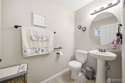 946 Paine Road, Castle Rock, WA 98611 - Photo 8