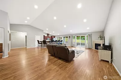 946 Paine Road, Castle Rock, WA 98611 - Photo 10