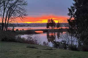 10295 NE West Kingston Rd, Kingston, WA 98346 - Photo 2