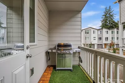 13706 Manor Way #C3, Lynnwood, WA 98087 - Photo 12