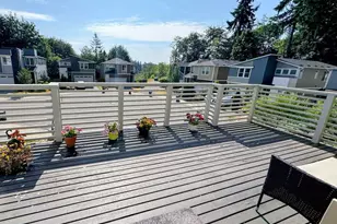 18320 3rd Dr SE, Bothell, WA 98012 - Photo 2