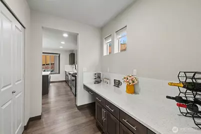 18320 3rd Drive SE, Bothell, WA 98012 - Photo 14