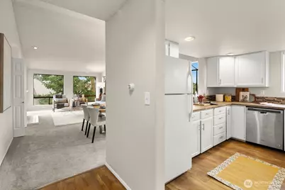 15175 Sunwood Boulevard #DD32, Tukwila, WA 98188 - Photo 8