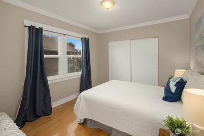 1341 N 78th Street, Seattle, WA 98103 - Photo 12