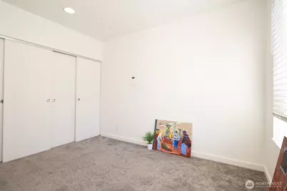 66 Bell Street #35, Seattle, WA 98053 - Photo 8