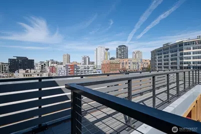 66 Bell Street #35, Seattle, WA 98053 - Photo 6