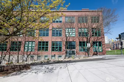 66 Bell Street #35, Seattle, WA 98053 - Photo 2