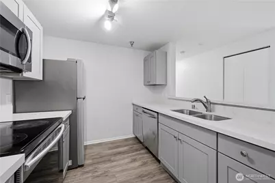 975 NE Aberdeen Ave #F308, Renton, WA 98056 - Photo 8