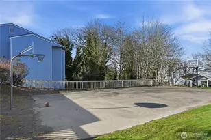 975 NE Aberdeen Ave, Renton, WA 98056 - Photo 6