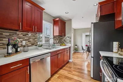 901 E Marine View Drive #201, Everett, WA 98201 - Photo 14