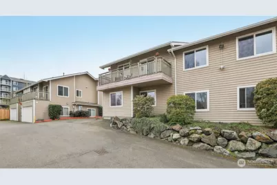 901 E Marine View Drive #201, Everett, WA 98201 - Photo 32