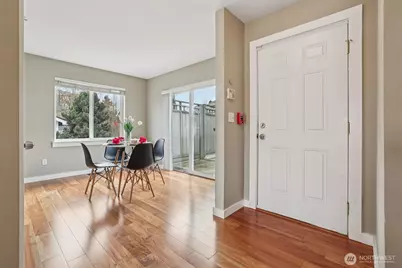 901 E Marine View Drive #201, Everett, WA 98201 - Photo 8