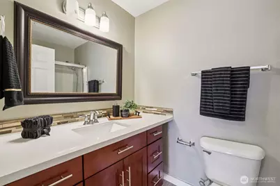 901 E Marine View Drive #201, Everett, WA 98201 - Photo 24