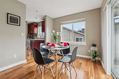 901 E Marine View Drive #201, Everett, WA 98201 - Photo 10