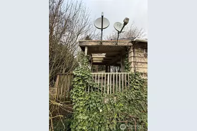 4617 Lake Washington Boulevard NE, Kirkland, WA 98033 - Photo 2