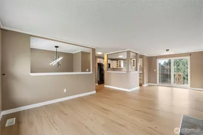 10202 58th Avenue Ct E, Puyallup, WA 98373 - Photo 8