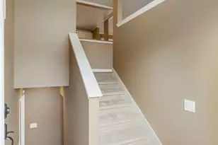 10202 58th Ave Ct E, Puyallup, WA 98373 - Photo 4