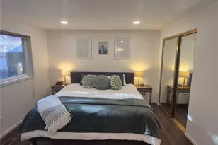 18821 SE 214th St, Renton, WA 98058 - Photo 18