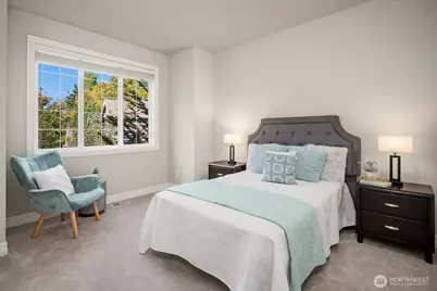 2098 211th Place SE, Sammamish, WA 98075 - Photo 32