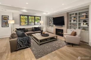 9036 NE 26th St, Clyde Hill, WA 98004 - Photo 24