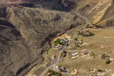 1639 Pitcher Canyon Road, Wenatchee, WA 98801 - Photo 8