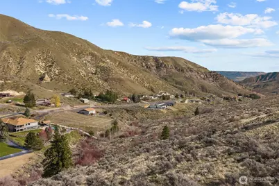 1639 Pitcher Canyon Road, Wenatchee, WA 98801 - Photo 12