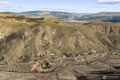 1639 Pitcher Canyon Road, Wenatchee, WA 98801 - Photo 10