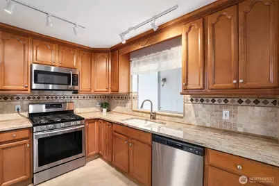 10816 130th Avenue E, Puyallup, WA 98374 - Photo 8