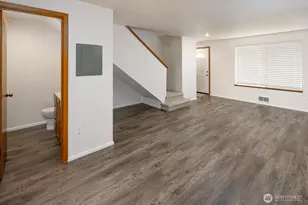 15714 Admiralty Way, Lynnwood, WA 98037 - Photo 8