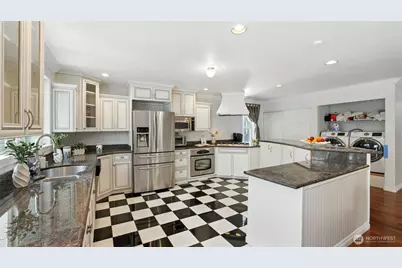 18911 SE 144th Street, Renton, WA 98059 - Photo 14