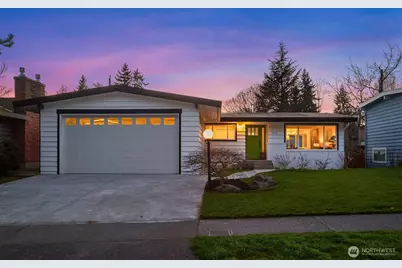 7039 39th Avenue NE, Seattle, WA 98115 - Photo 2