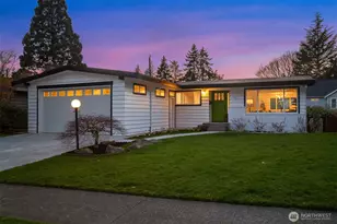 7039 39th Ave NE, Seattle, WA 98115 - Photo 2