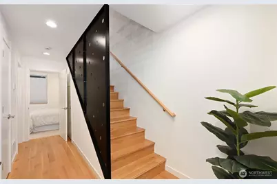 3310 W Government Way #A, Seattle, WA 98199 - Photo 20