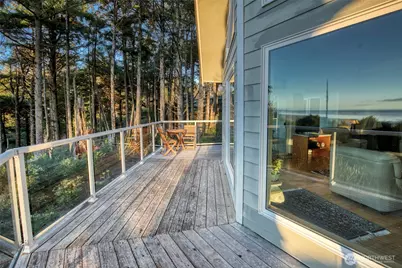 16 Koala Lane, Pacific Beach, WA 98571 - Photo 4