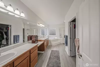 24524 SE 278th Street, Maple Valley, WA 98038 - Photo 18