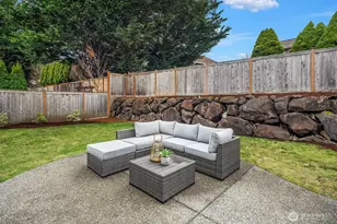 27182 SE 27th St, Sammamish, WA 98075 - Photo 30