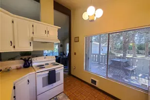 1000 Mt Olympus Ave SE, Ocean Shores, WA 98569 - Photo 10