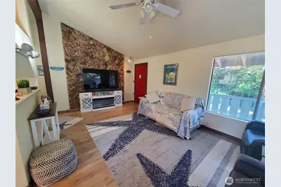 1000 Mt.Olympus Avenue SE, Ocean Shores, WA 98569 - Photo 6